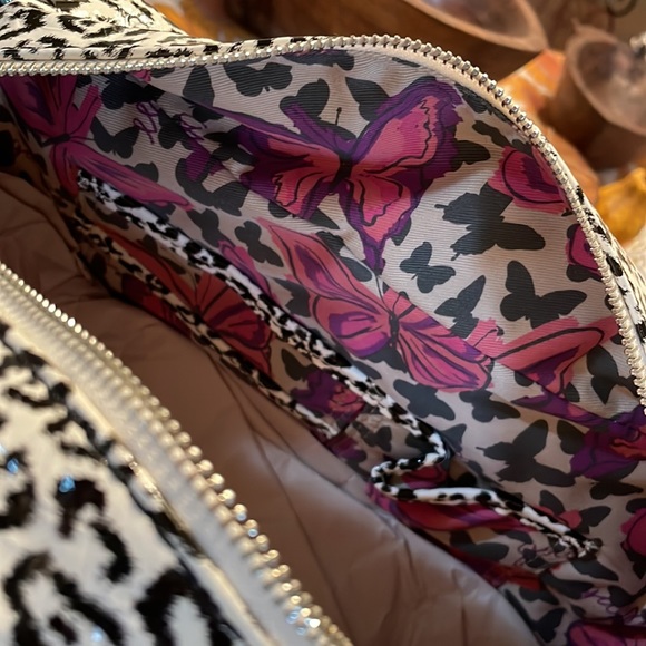 Guess Leopard Print Purse - Picture 5 of 9